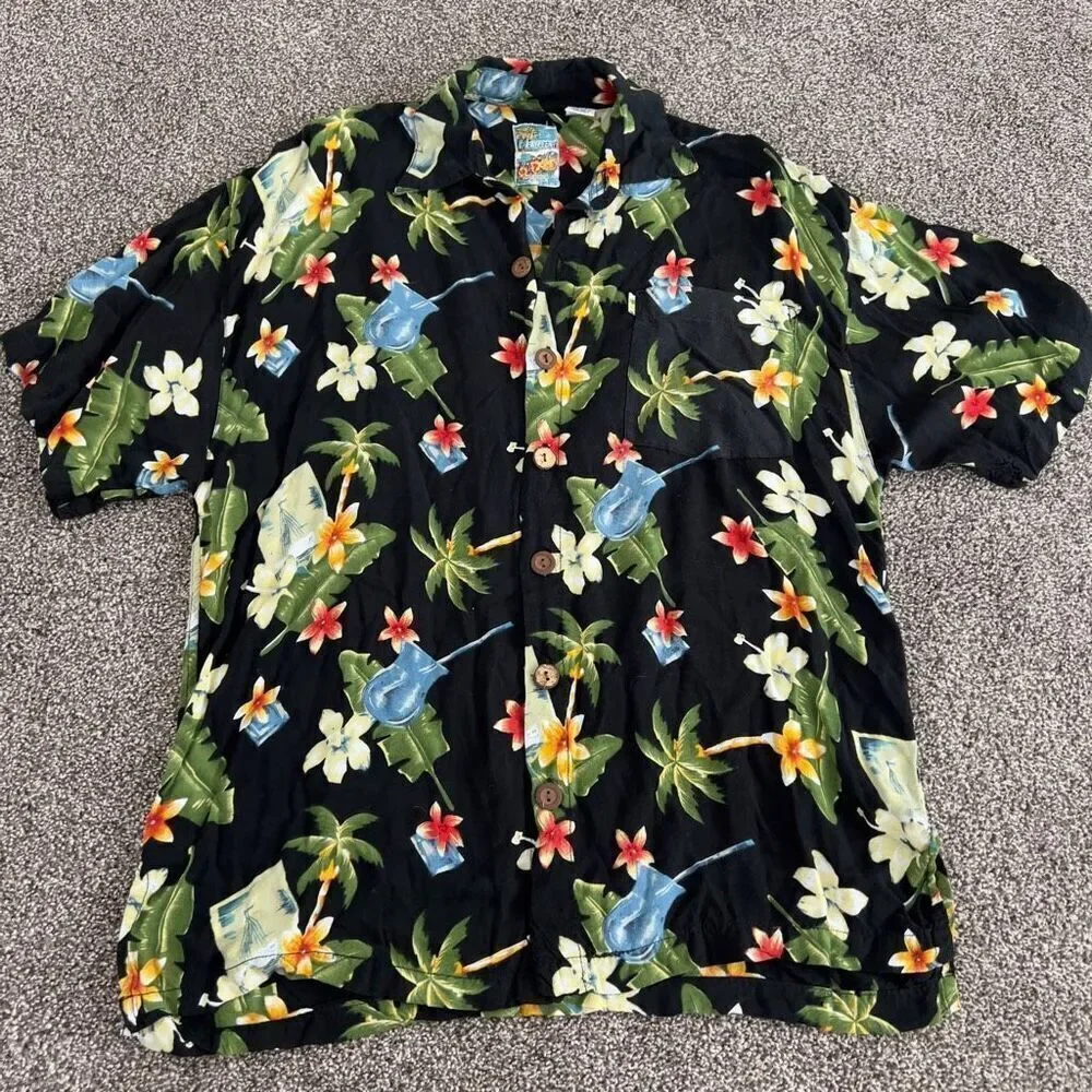 Pineapple Moon Hawaiian Floral Print Shirt size medium